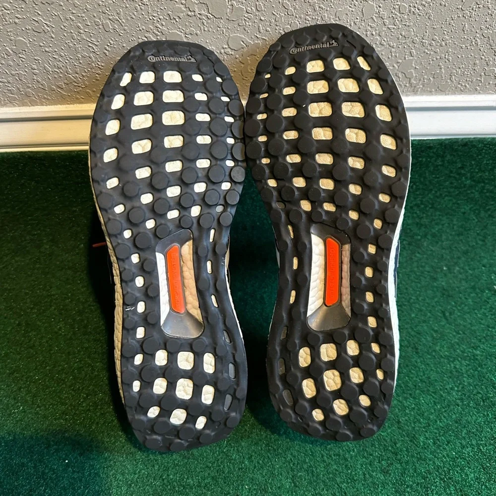 Adidas Ultra Boost - Picture 5 of 5